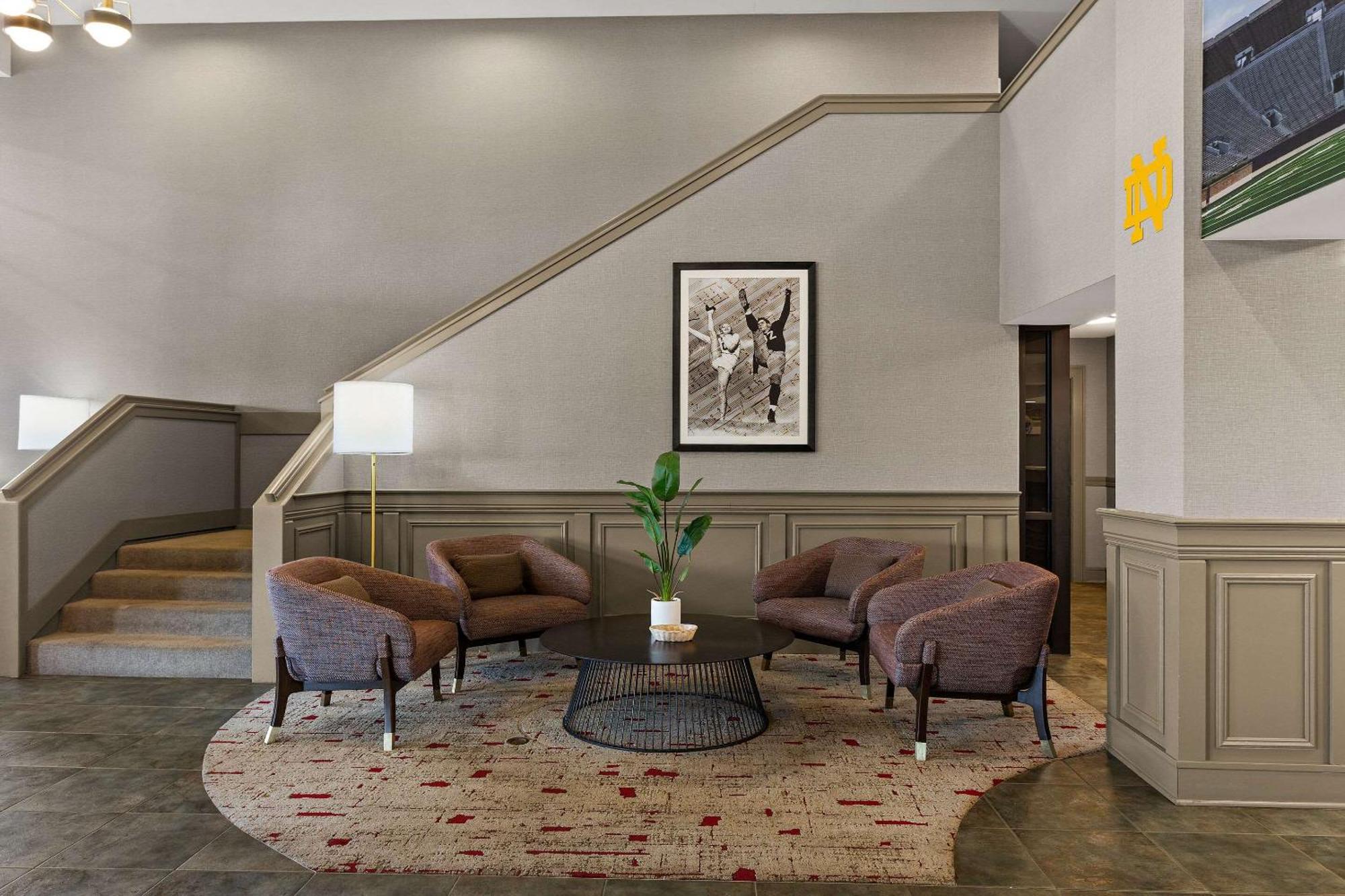 The Clover Hotel, Ascend Hotel Collection South Bend Exterior foto